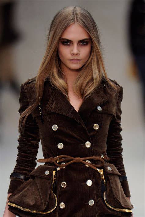 the Burberry show model